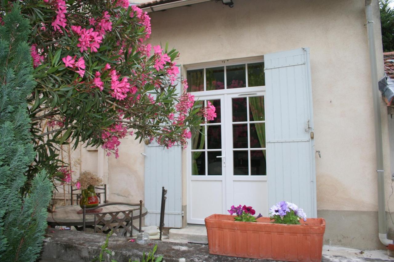 Le Petit Palais Maisonnette Aparthotel Avinhão Exterior foto